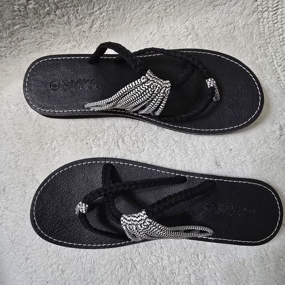 PLAKA Black & White Hand-Woven Thong Sandals - Size 9
